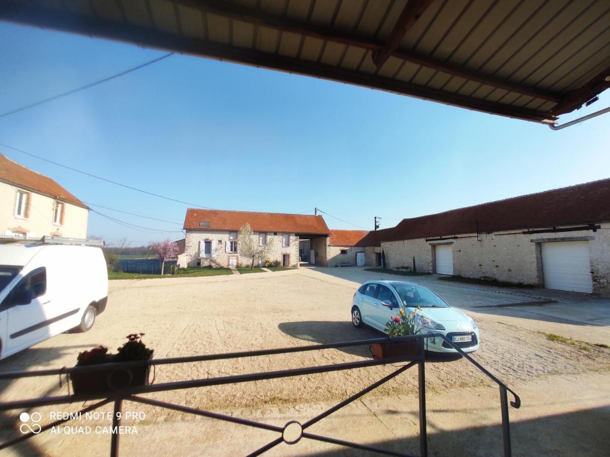 Chambre D'Hotes Le Domaine Des Hirondelles Champcenest Zewnętrze zdjęcie