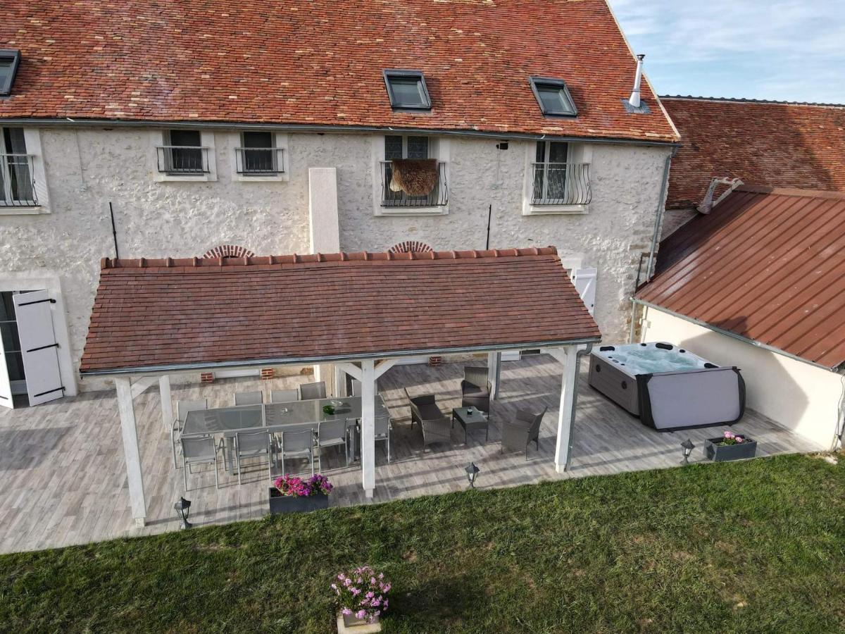 Chambre D'Hotes Le Domaine Des Hirondelles Champcenest Zewnętrze zdjęcie