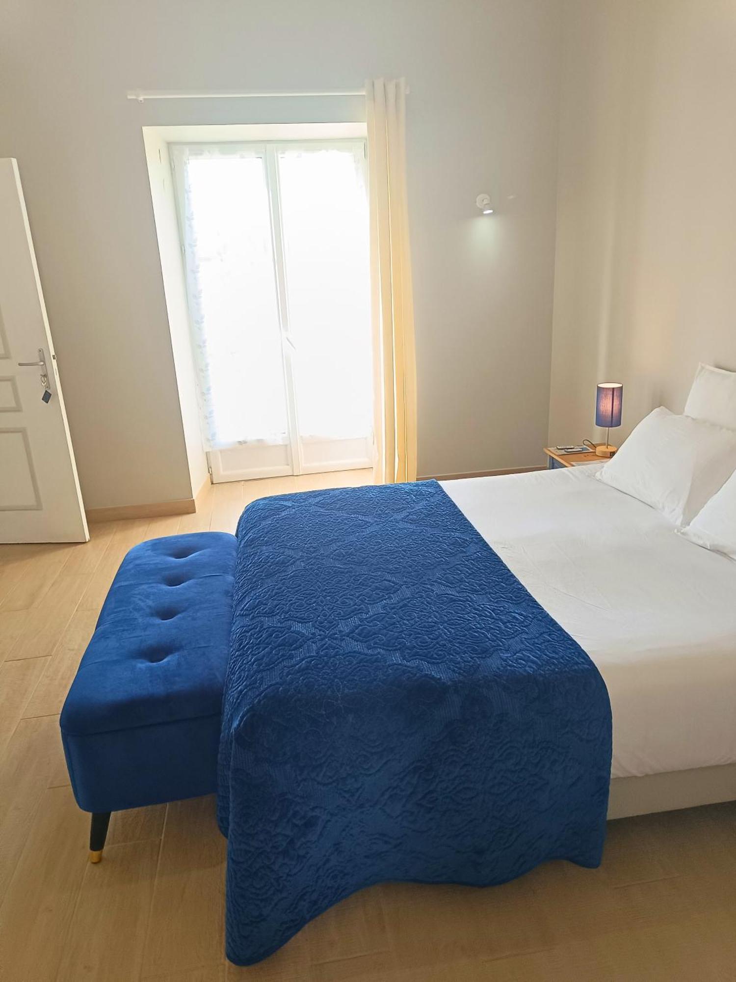 Chambre D'Hotes Le Domaine Des Hirondelles Champcenest Zewnętrze zdjęcie